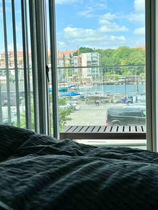 Apartament Bo Med Stil Og Udsigt Til Aarhus Lystbadehavn Zewnętrze zdjęcie