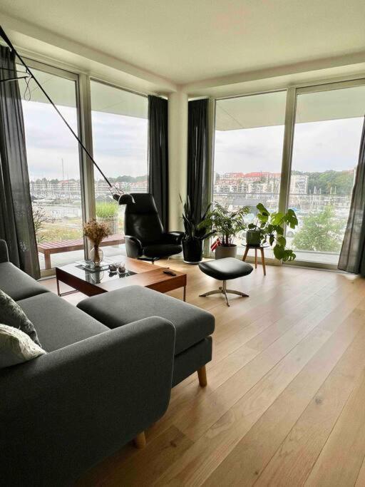 Apartament Bo Med Stil Og Udsigt Til Aarhus Lystbadehavn Zewnętrze zdjęcie